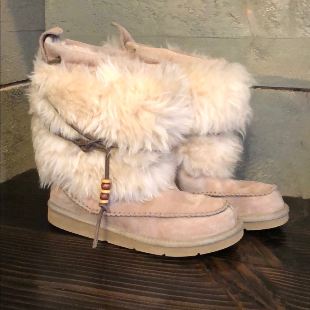 UGG Rainier boots